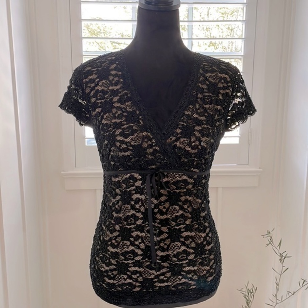 ANN TAYLOR LACE BEADED TOP size S